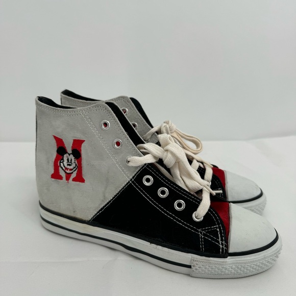 NWD Mickey & Co Disney Mickey Mouse Tennis Shoes size 6.5 Leather Upper - Picture 1 of 8
